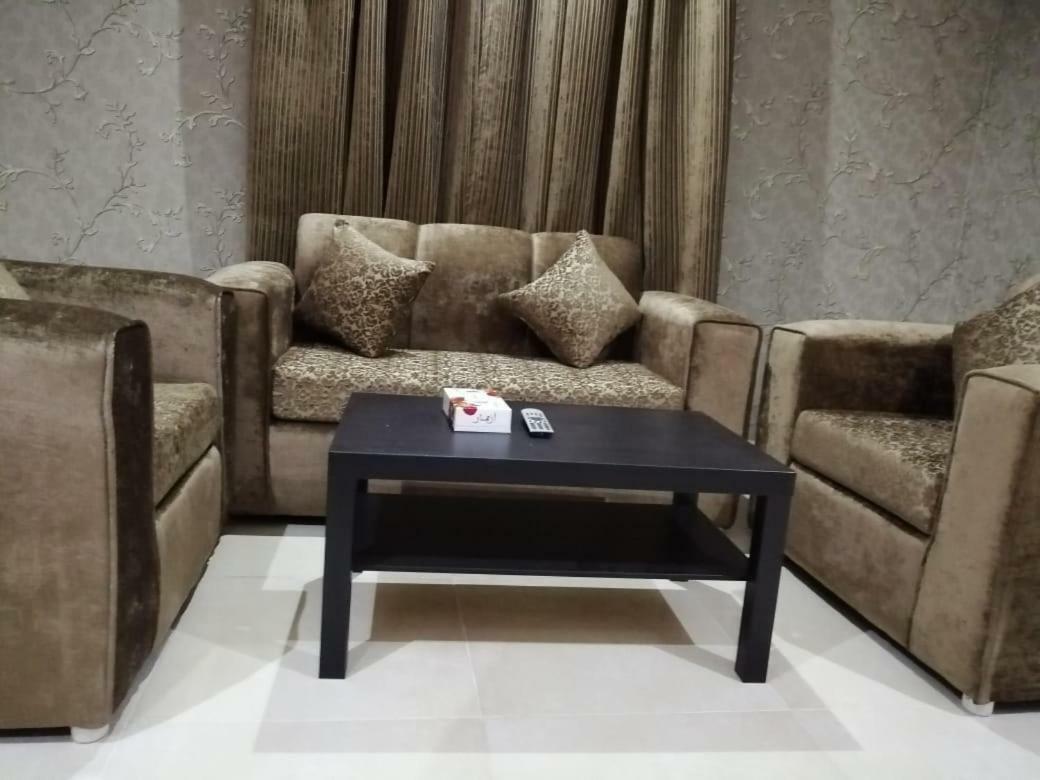 Rozana For Monthly And Yearly Rent Jidda Exteriör bild